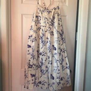GAP XL off-white w/ purple flowers sundress. POCKETS!